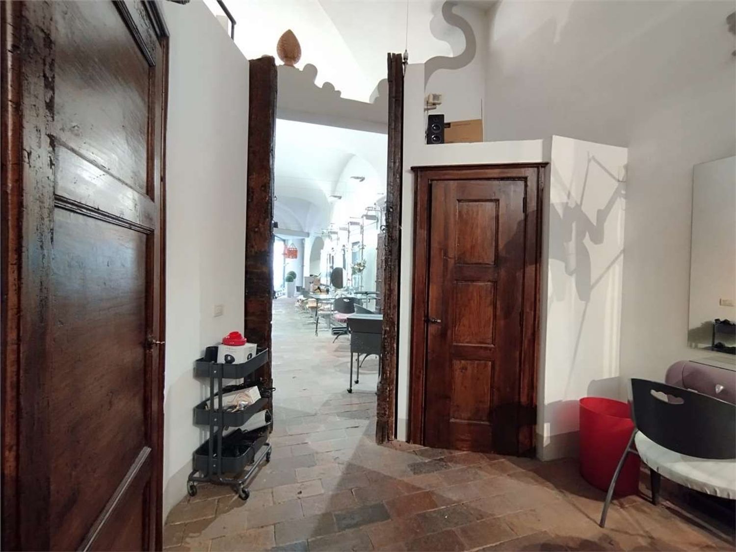 Locale commerciale in affitto a Livorno