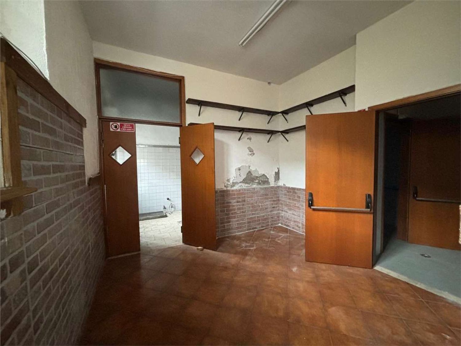 Locale commerciale in vendita a Livorno