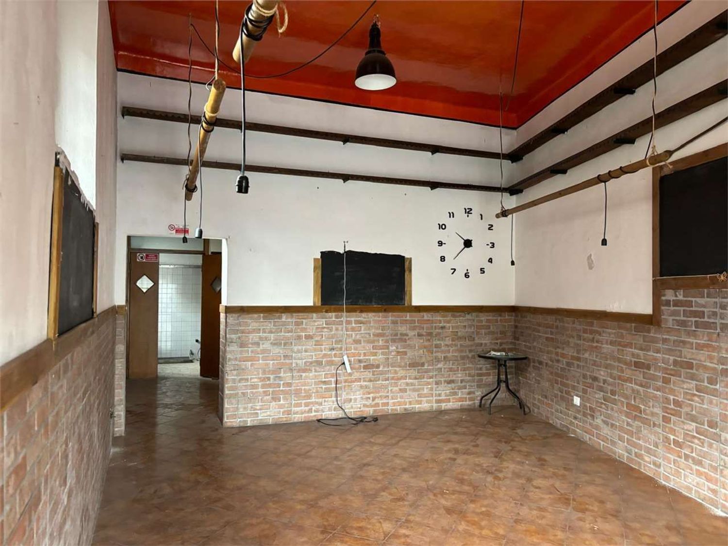 Locale commerciale in vendita a Livorno