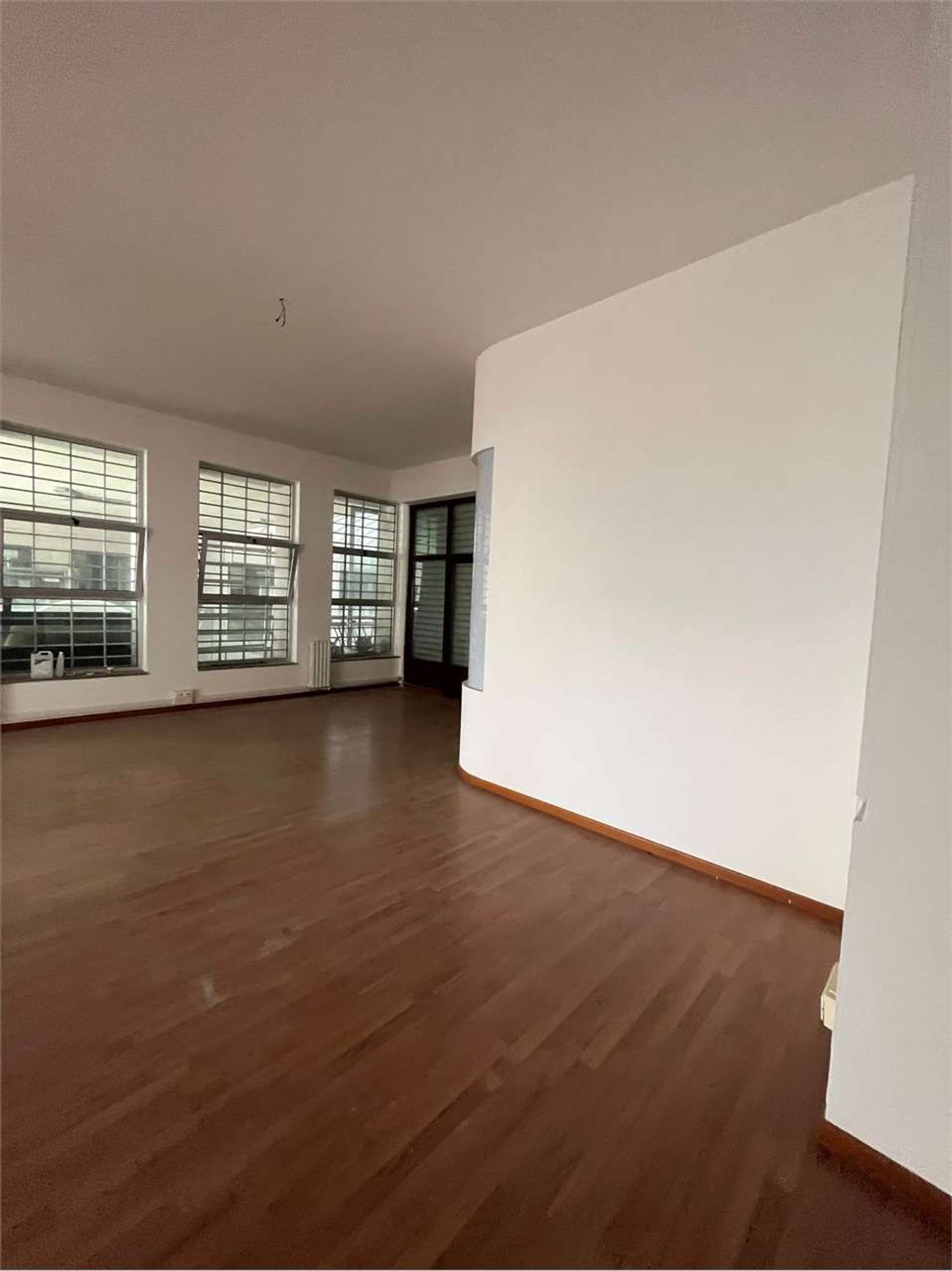 Ufficio nuovo a Livorno