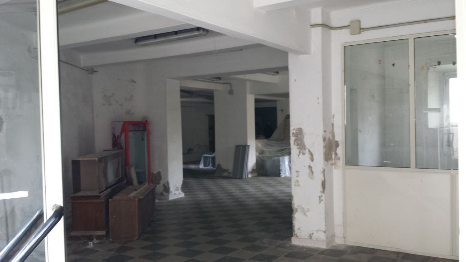 Capannone da ristrutturare a Livorno