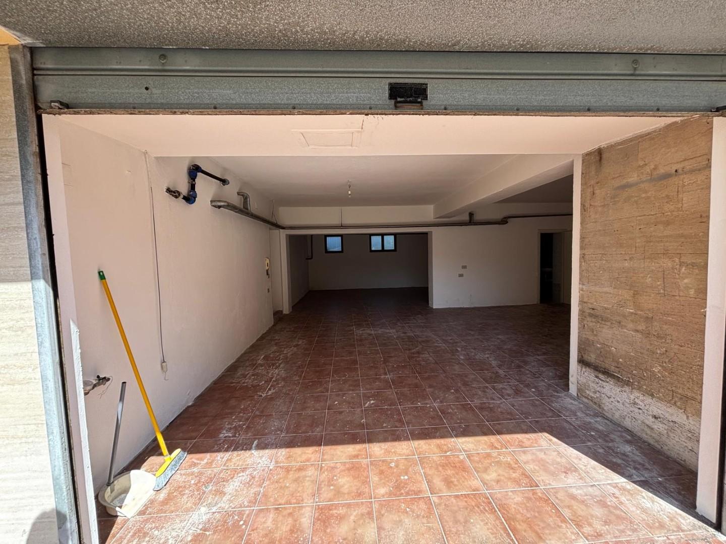 Box/Garage 70mq in affitto, Livorno mastacchi