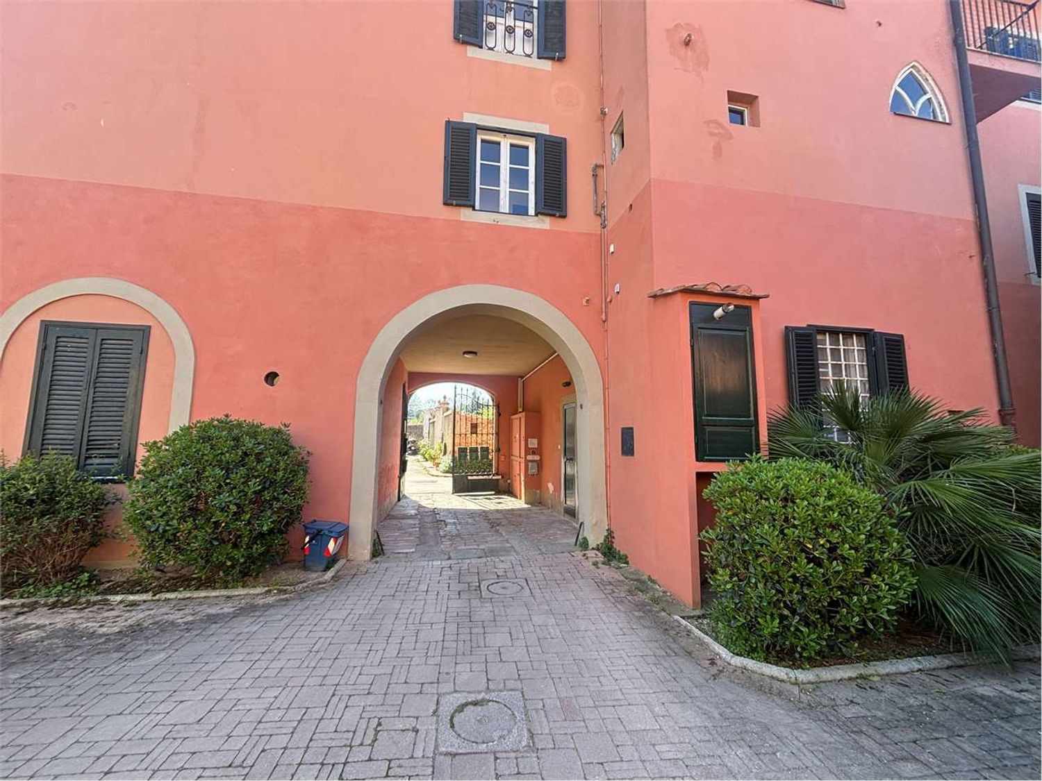 Laboratorio in affitto a Livorno
