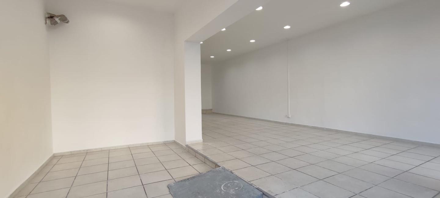 Locale commerciale in affitto a Livorno