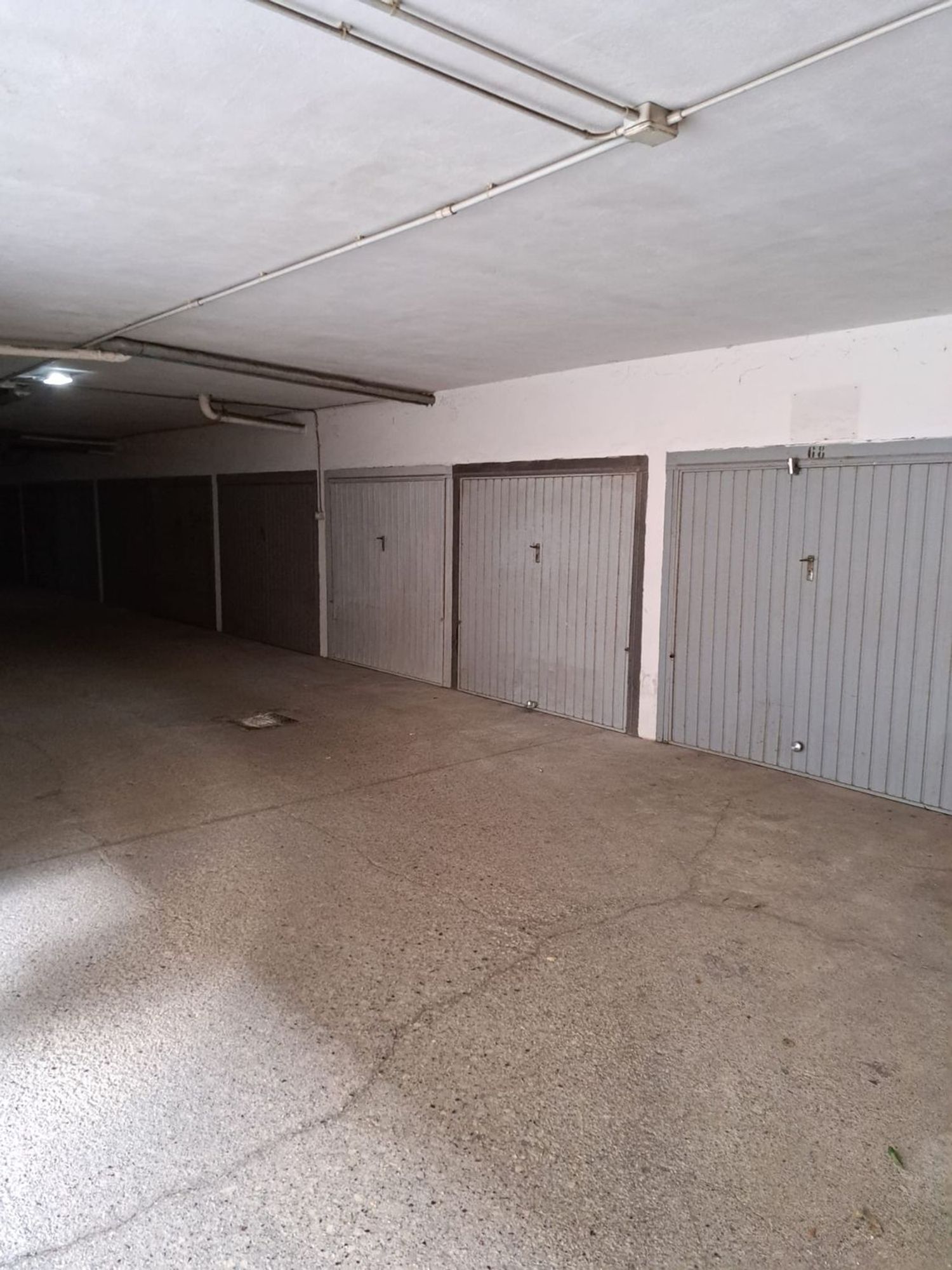 Box/Garage 13mq in affitto a Livorno