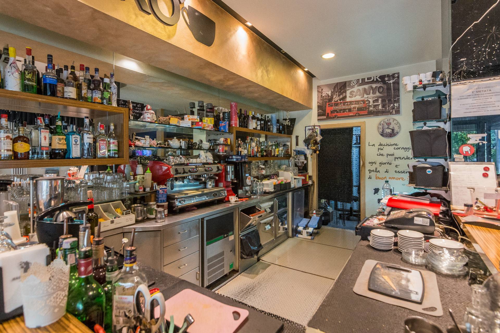 Bar / Caffetteria in vendita a Riccione, PAESE