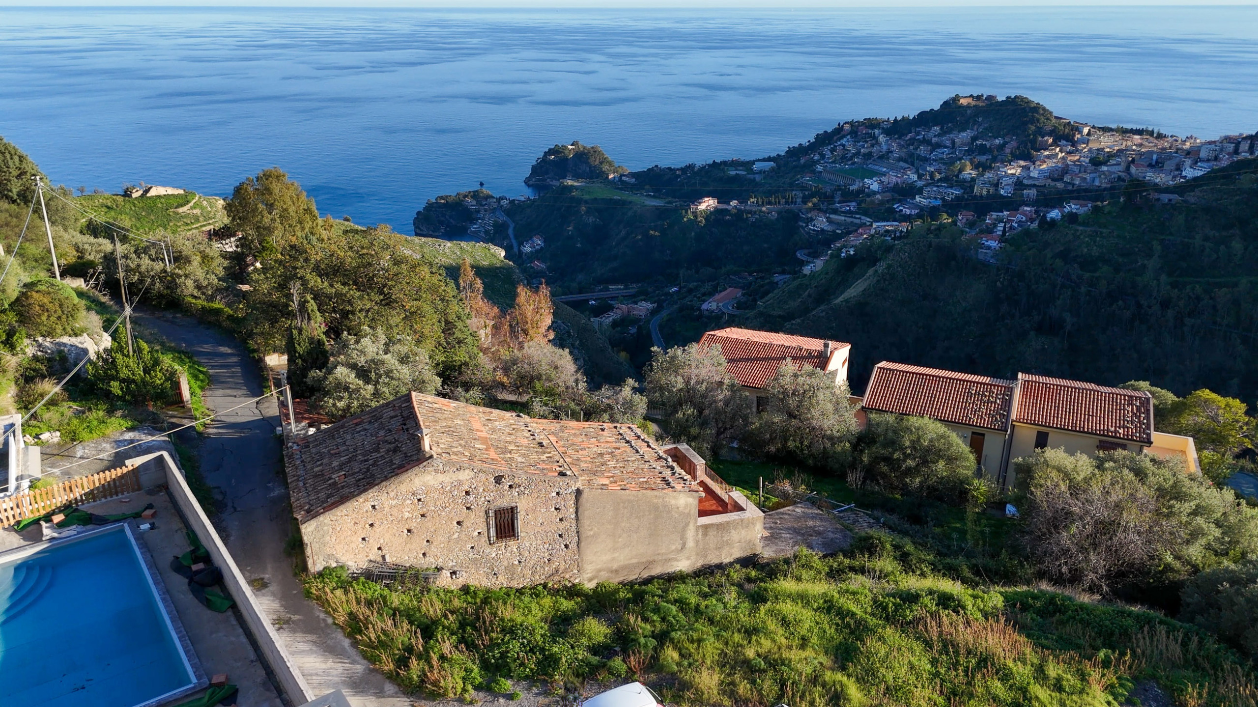 Casa indipendente con giardino in contrada ziretto, Castelmola