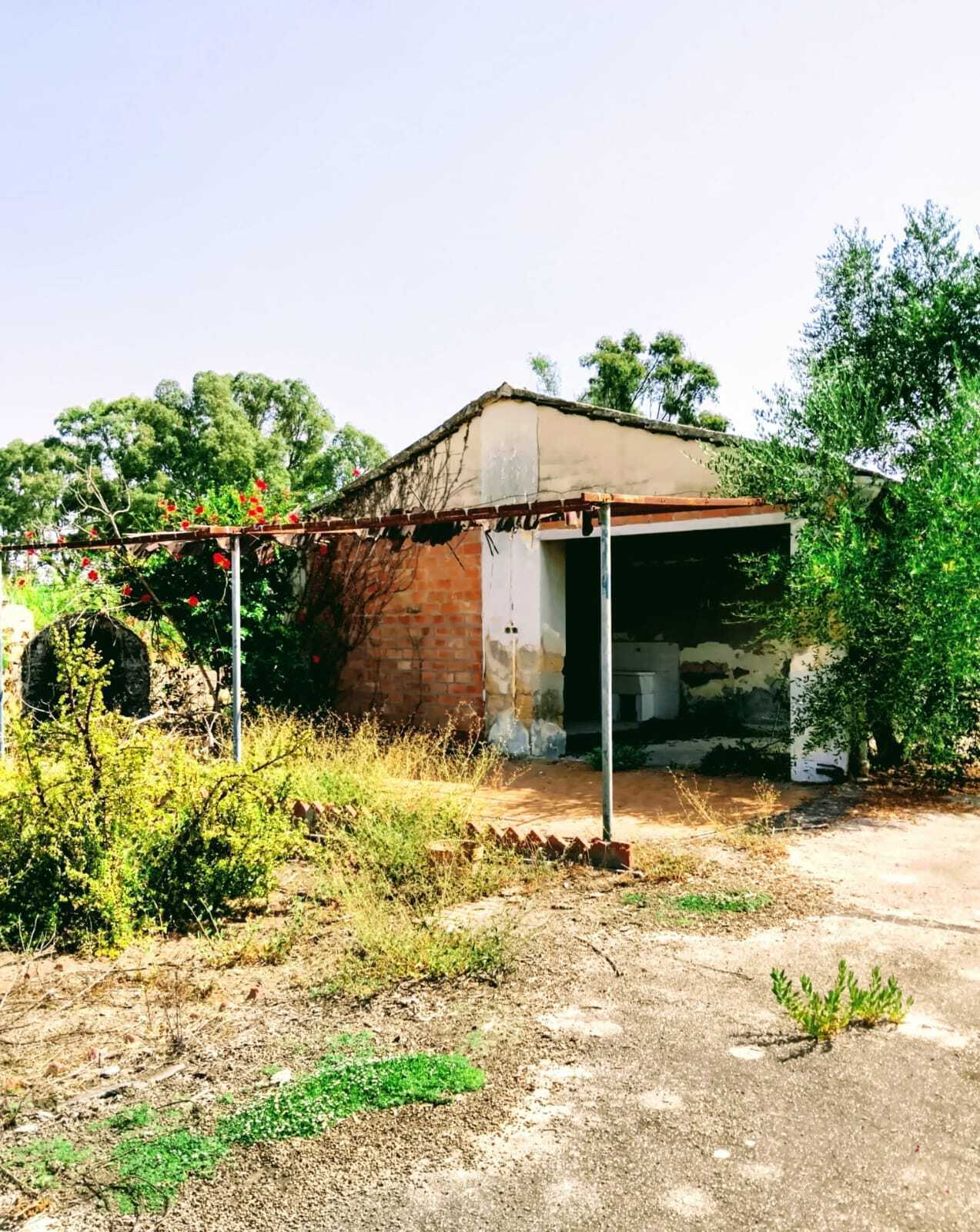 Terreno Agricolo da ristrutturare in lungomare agnone bagni, Augusta