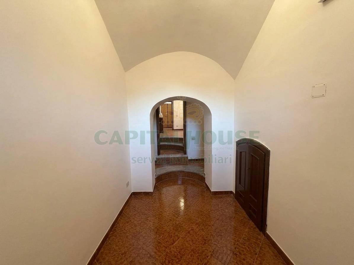 Appartamento in vendita a Baronissi, Caposaragnano