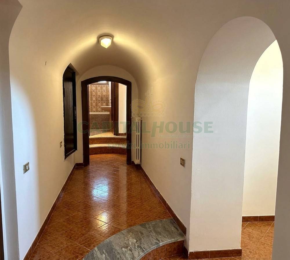 Appartamento in vendita a Baronissi, Caposaragnano