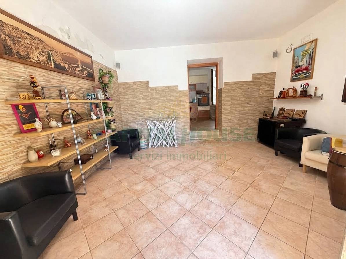 S.Indipendente in vendita a Baronissi, Caprecano