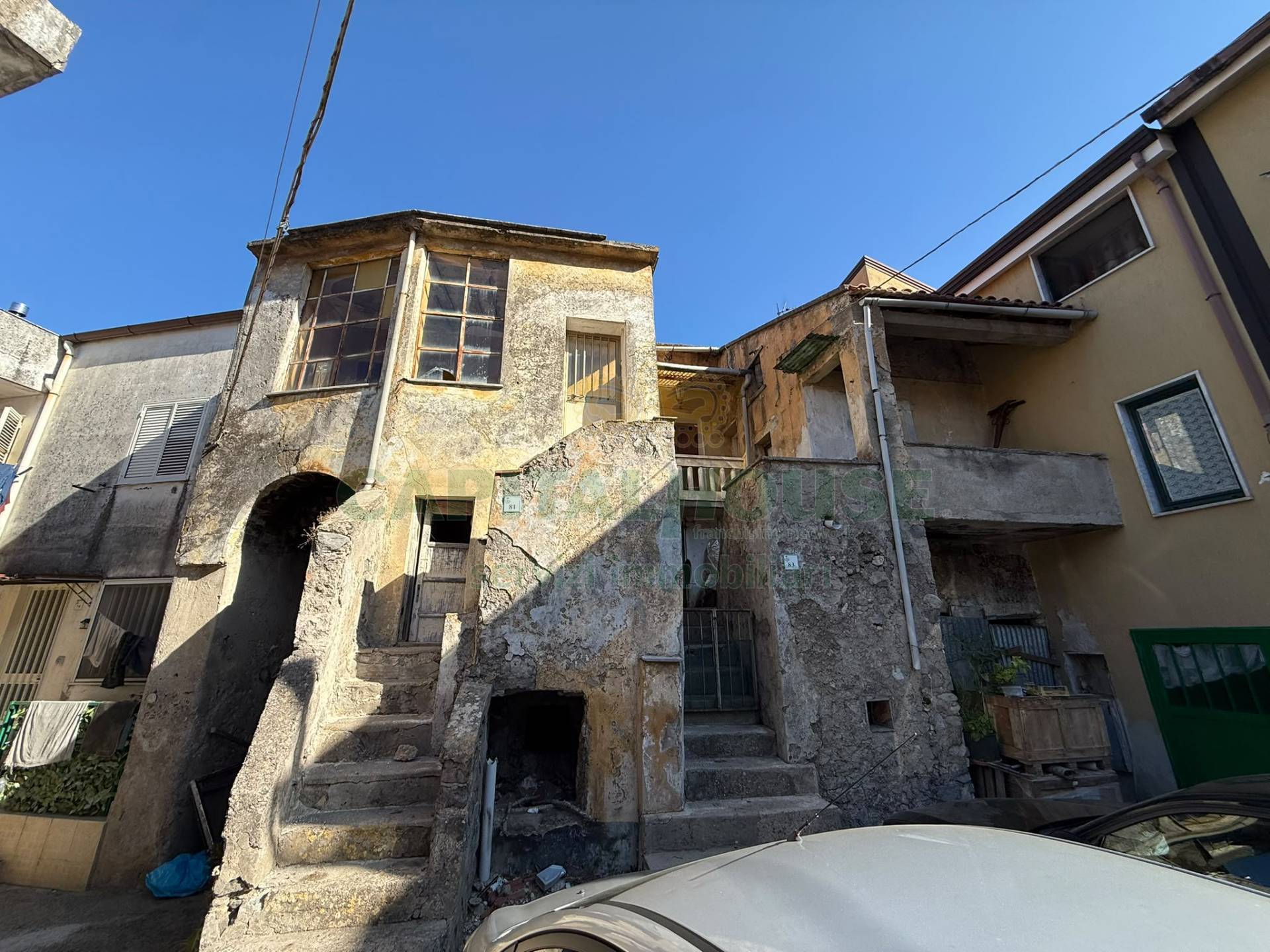 S.Indipendente in vendita a Baronissi