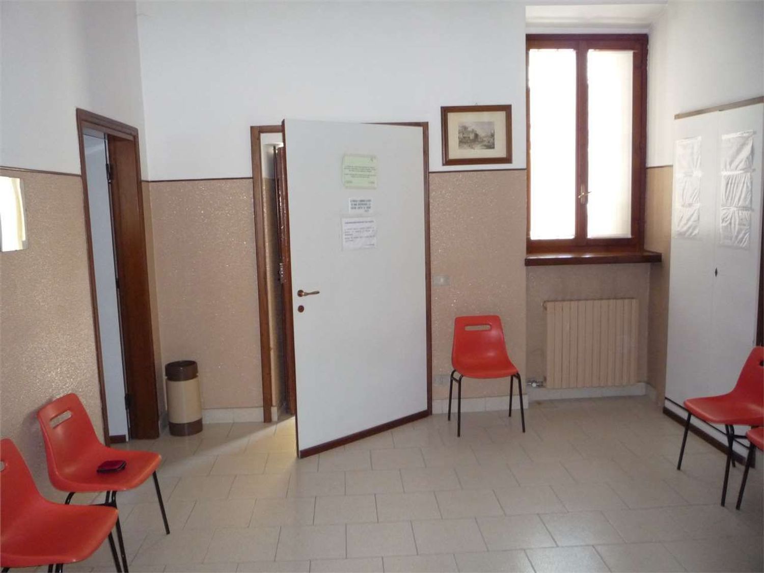 Locale commerciale in vendita a Cesano Maderno