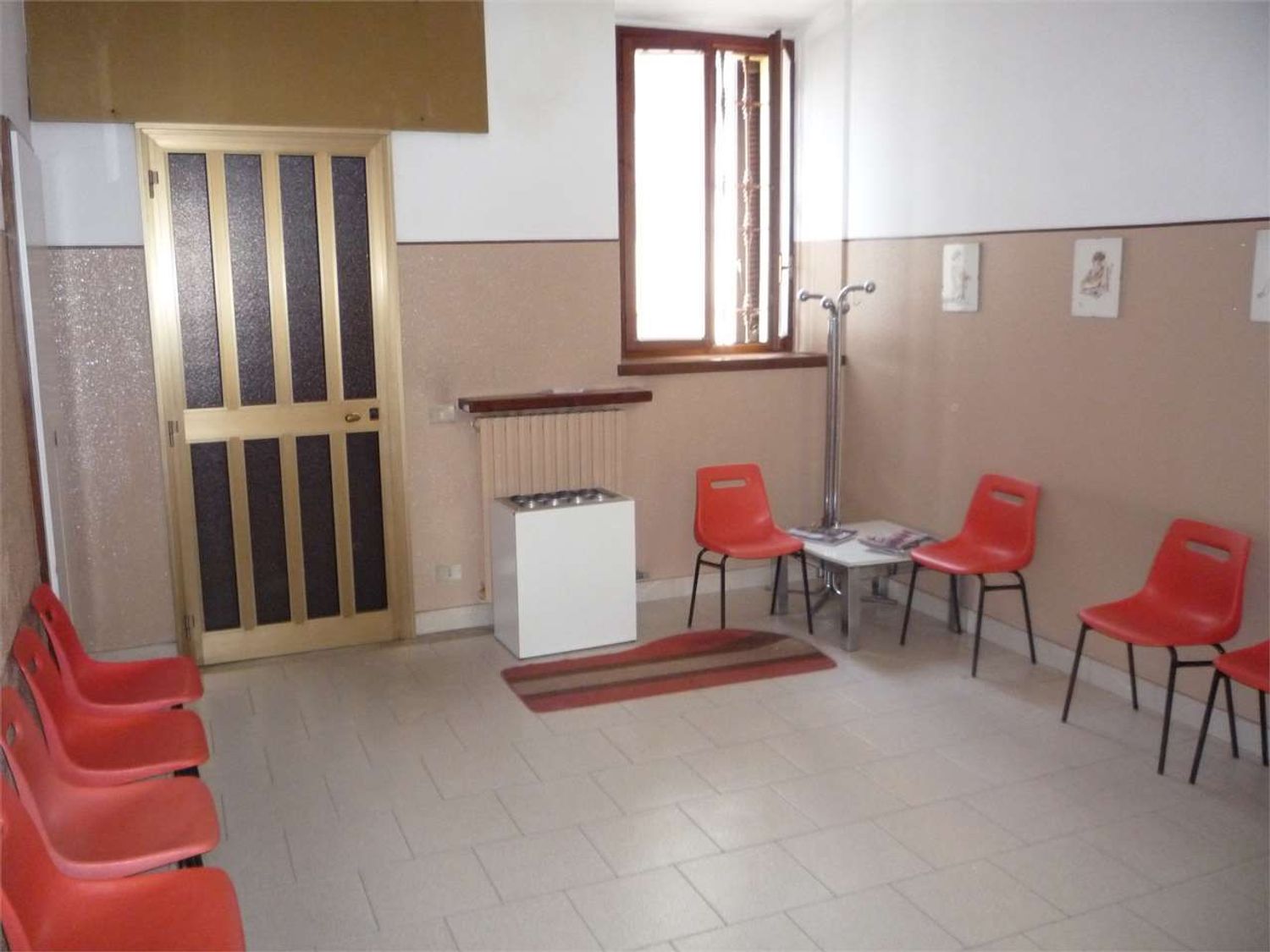 Locale commerciale in vendita a Cesano Maderno