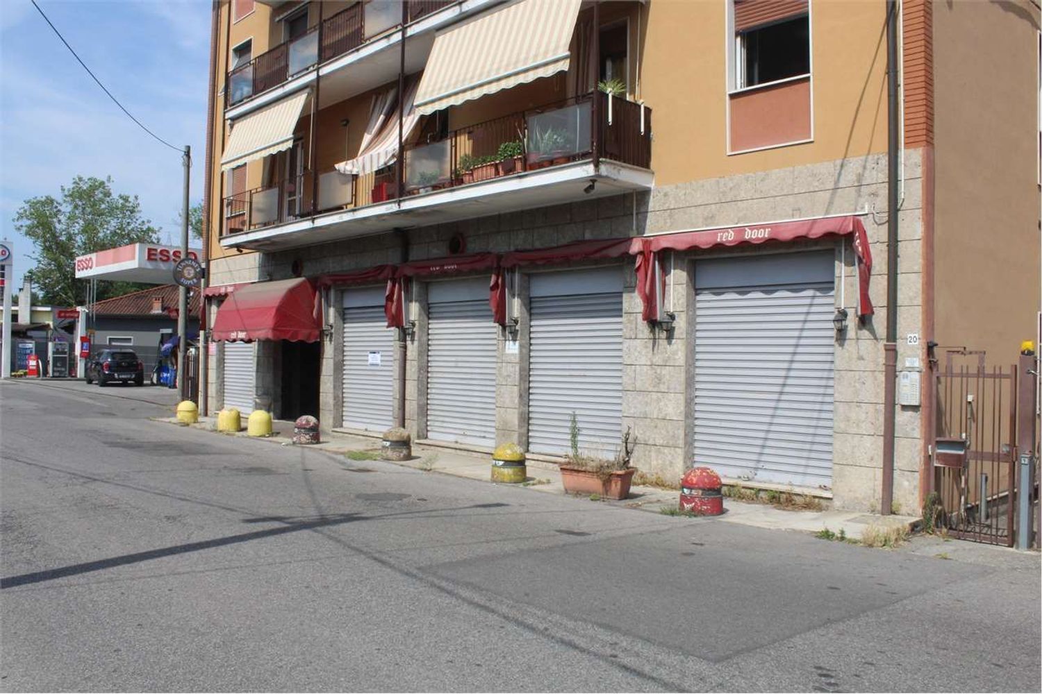 Locale commerciale in vendita a Cesano Maderno