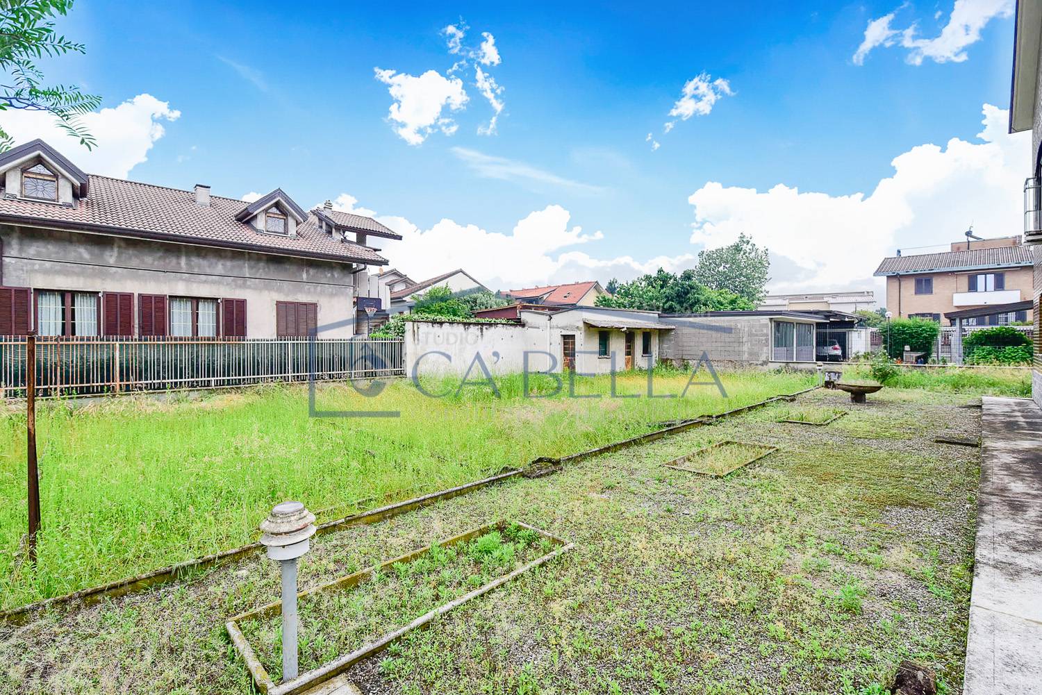 Villa in vendita a Limbiate