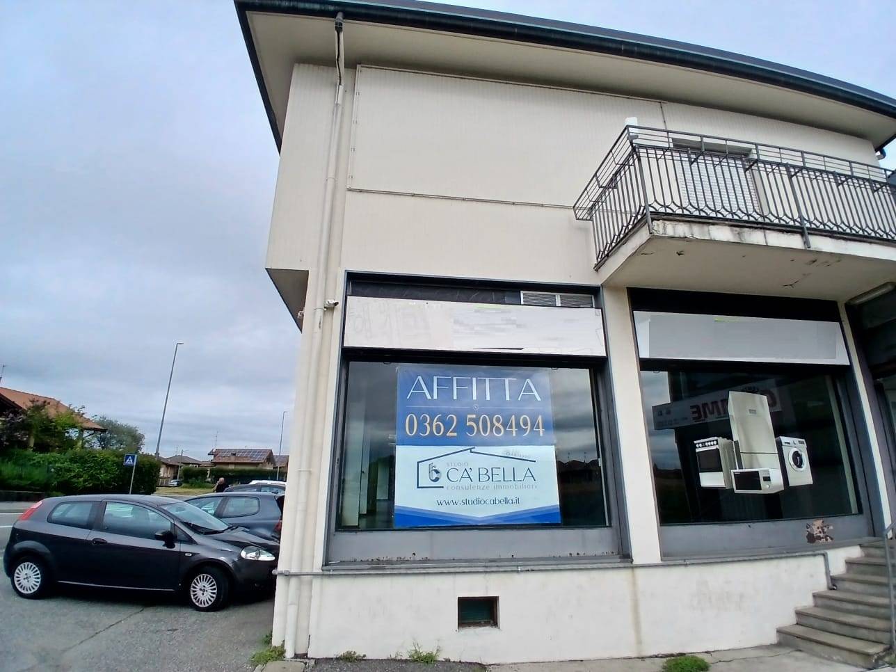 Attivit commerciale in affitto a Fino Mornasco, Socco