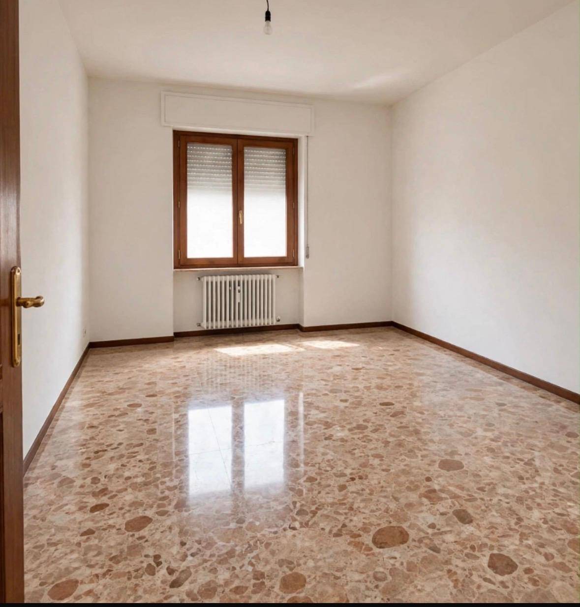 Appartamento in vendita a Bergamo, Centrale
