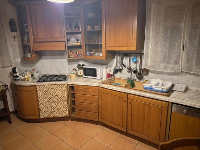 Casa indipendente con terrazzo, Calci pontegrande