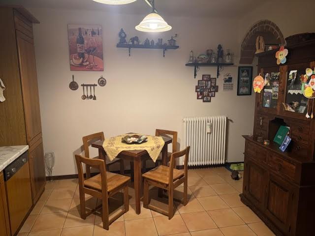 Casa indipendente con terrazzo, Calci pontegrande