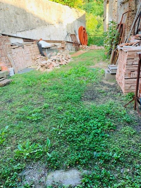 Casa vacanza 5 Locali o pi� in vendita a Calci