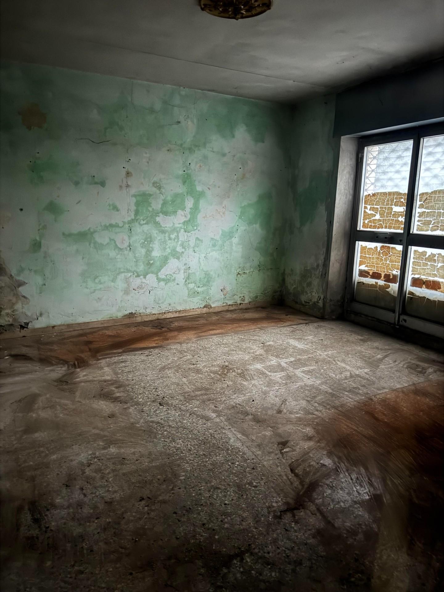 Locale commerciale in affitto, San Giuliano Terme colignola