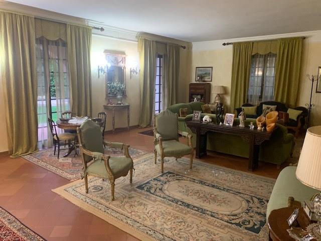 Villa con giardino, Pisa tirrenia