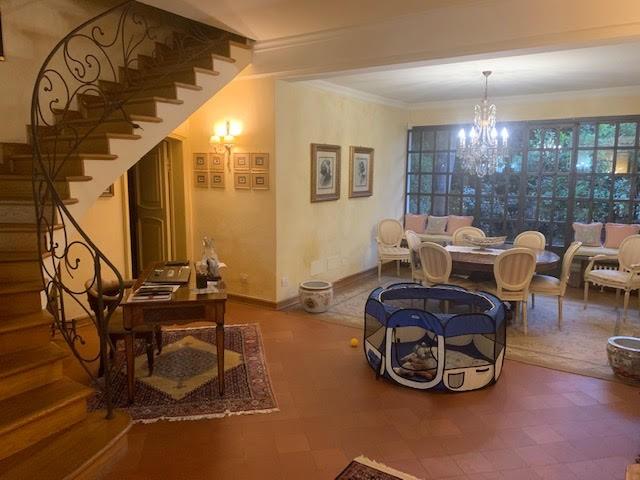 Villa con giardino, Pisa tirrenia