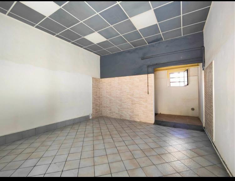 Locale commerciale in affitto a Pisa