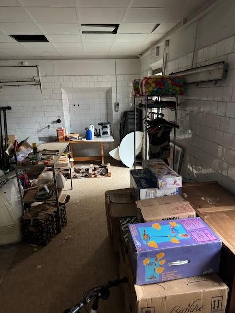 Locale commerciale da ristrutturare a Calci