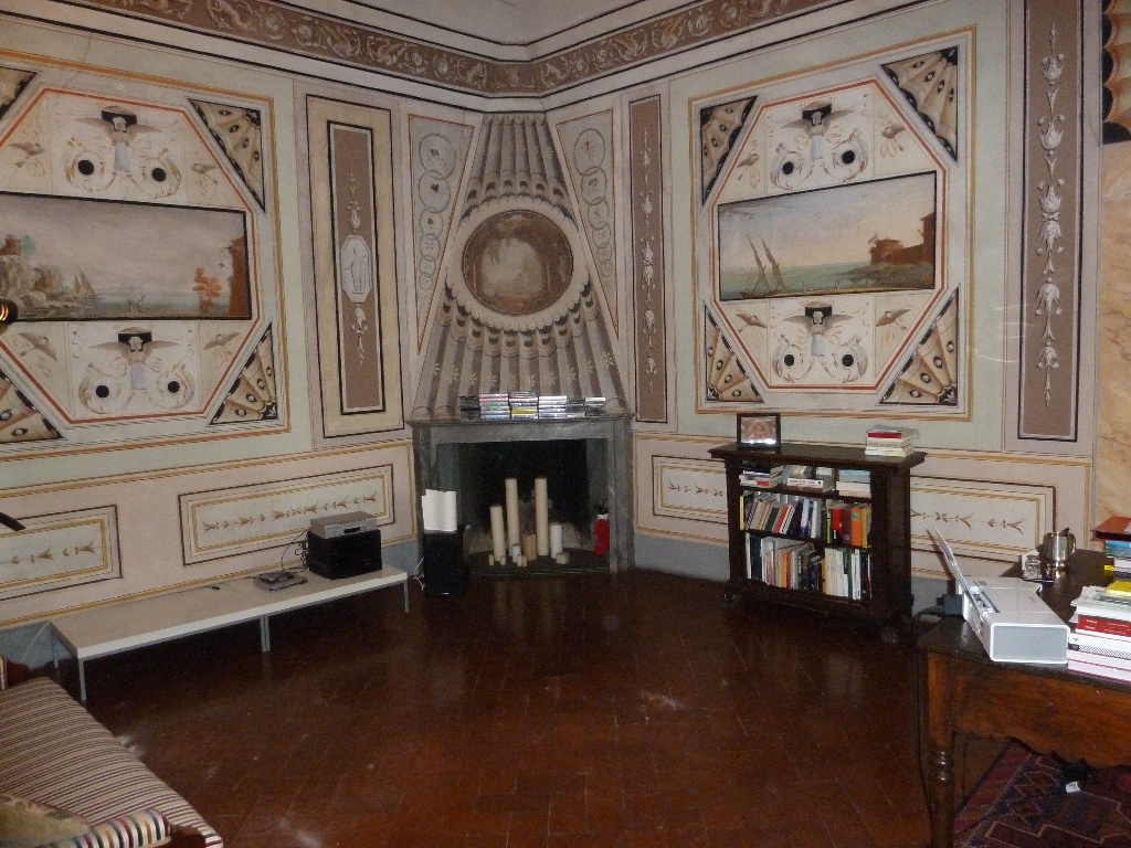 Stabile/Palazzo in vendita a Calci