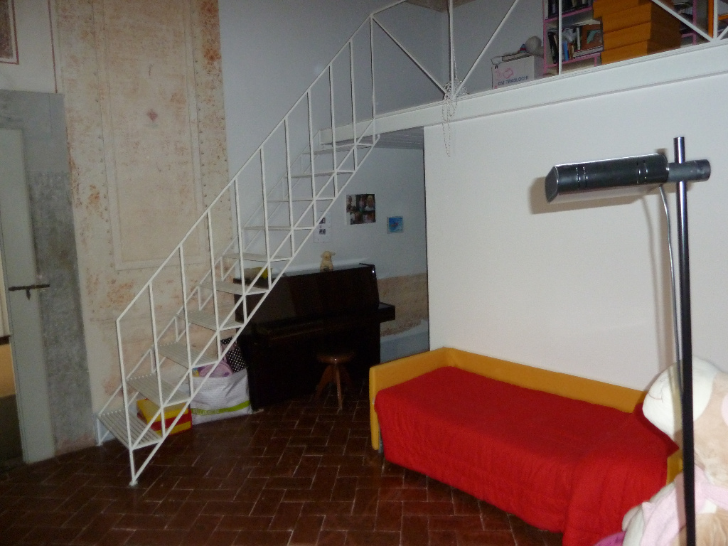 Stabile/Palazzo in vendita a Calci