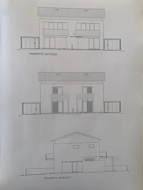 Villa Bifamiliare con giardino a Cascina