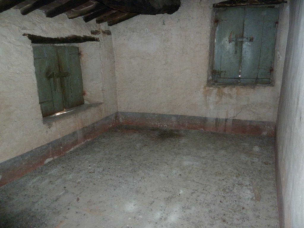 Rustico da ristrutturare a Calci