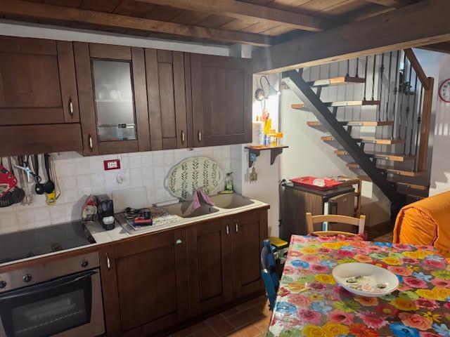 Casa indipendente arredata in affitto a San Giuliano Terme