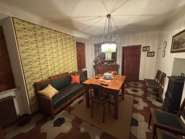 Casa indipendente con terrazzi, Calci castelmaggiore