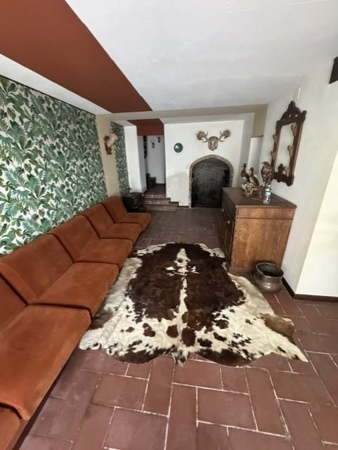 Casa indipendente con terrazzi, Calci castelmaggiore