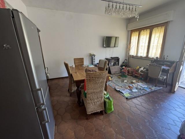 Appartamento con terrazzo a Calci
