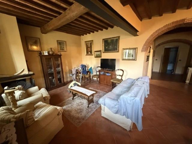 Casa indipendente con giardino a San Giuliano Terme