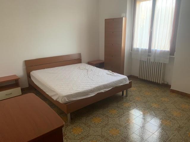 Bilocale arredato in affitto a Cascina