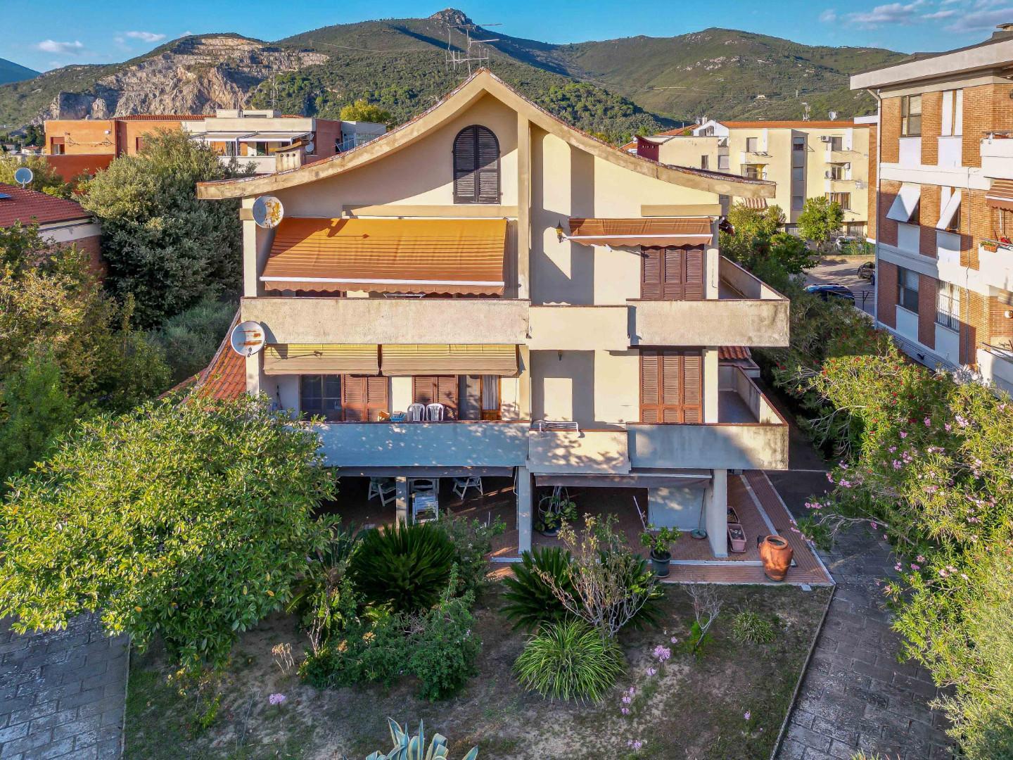 Casa indipendente con giardino, Cascina san benedetto a settimo