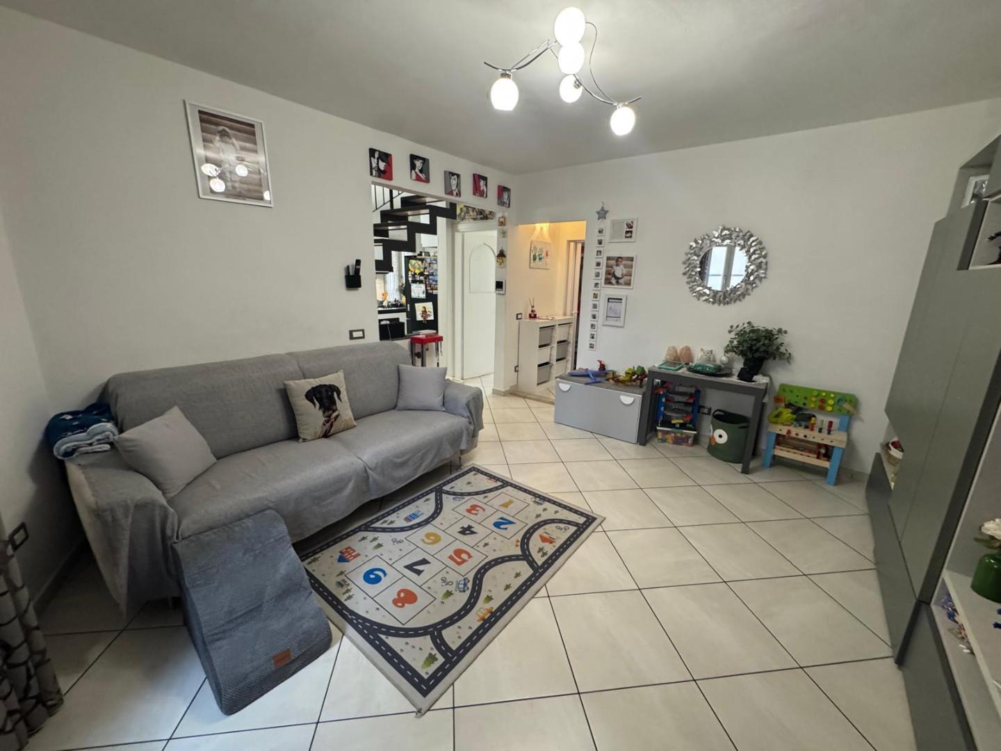 Casa indipendente con terrazzi, Vicopisano uliveto terme
