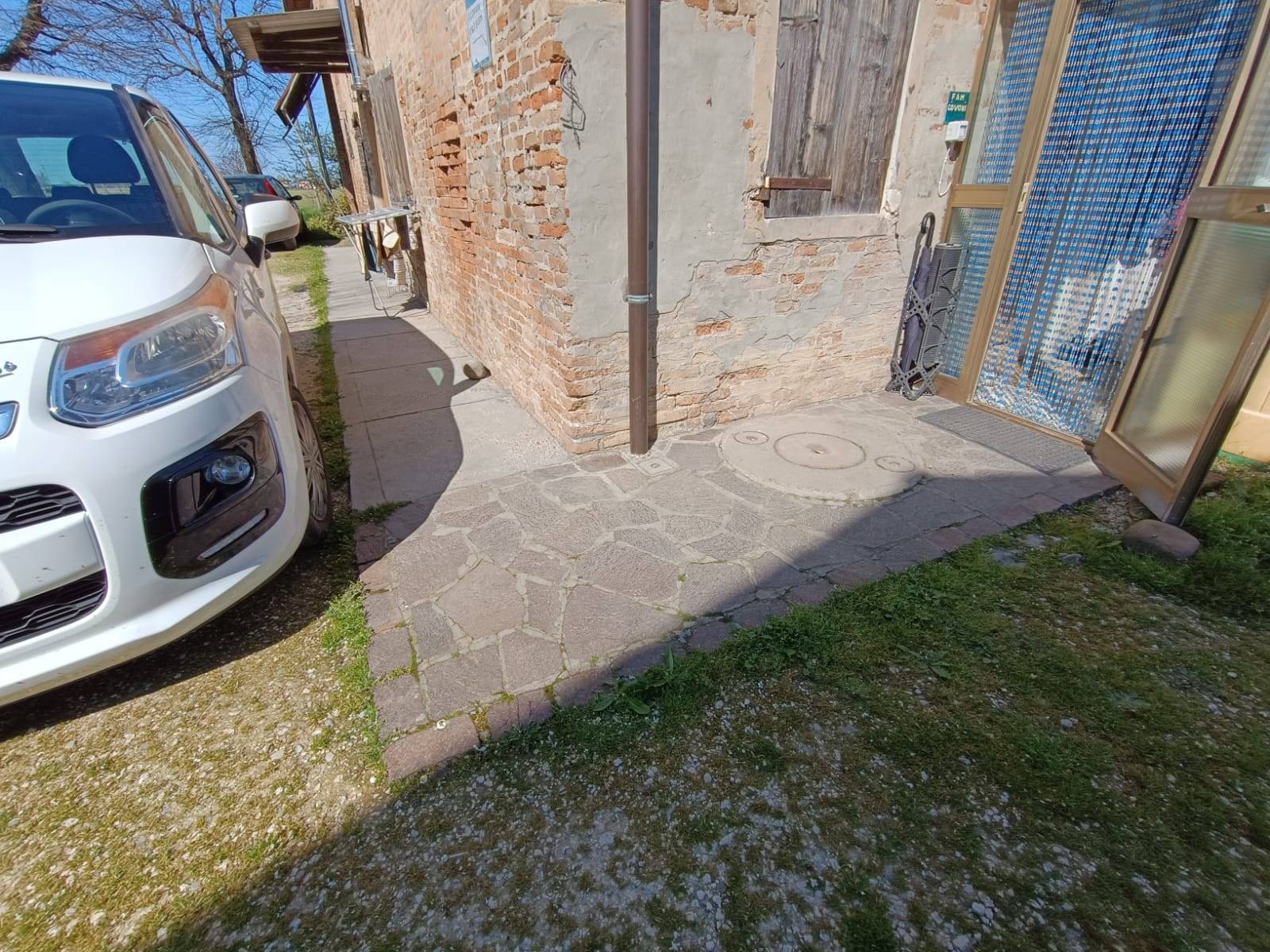 Rustico in vendita a Castelfranco Emilia