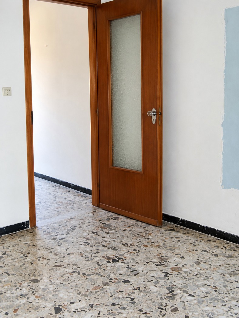 Bilocale da ristrutturare a Agli�