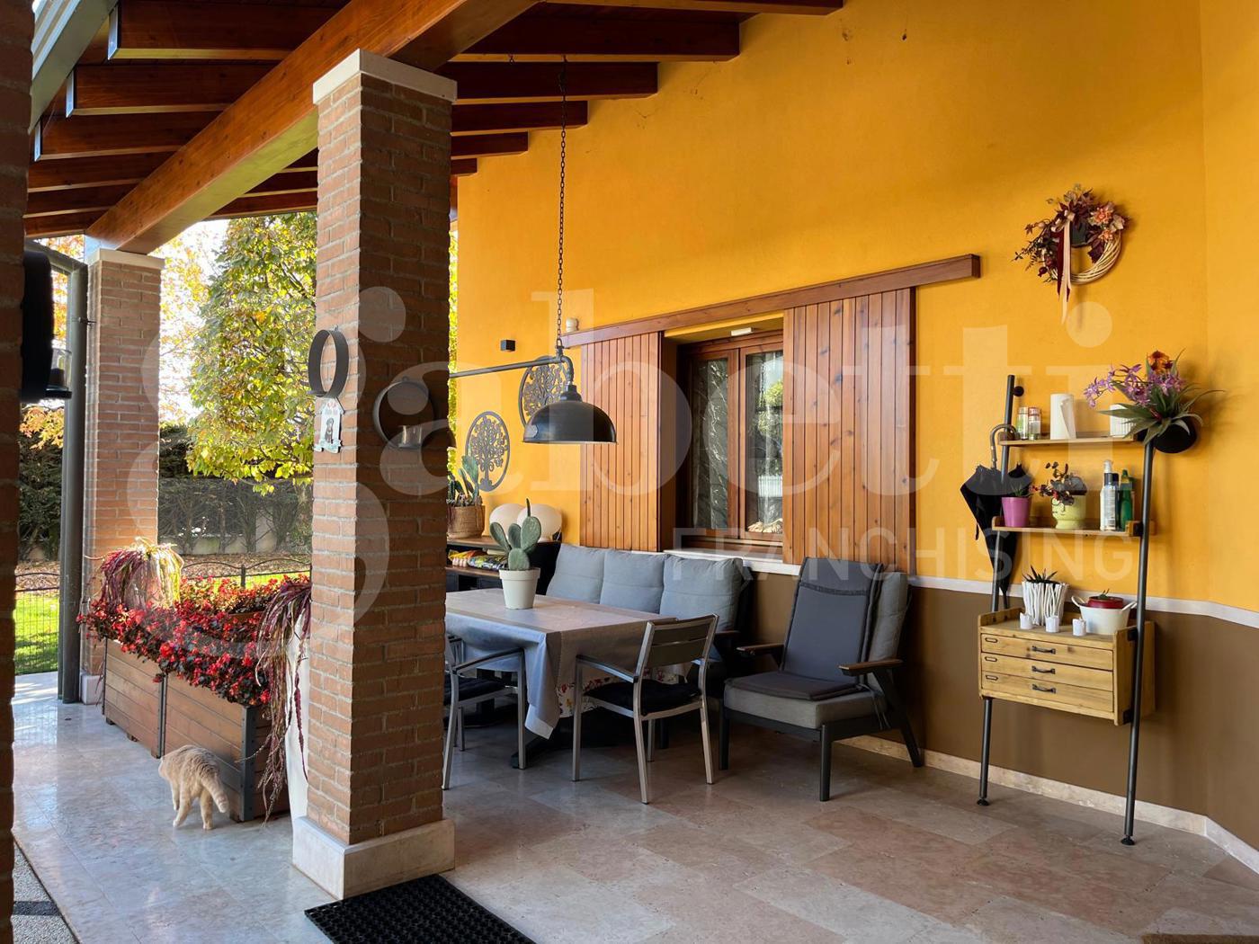 Villa con giardino a Sandrigo