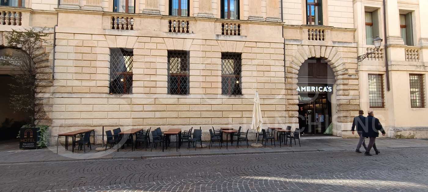 Negozio in affitto a Vicenza