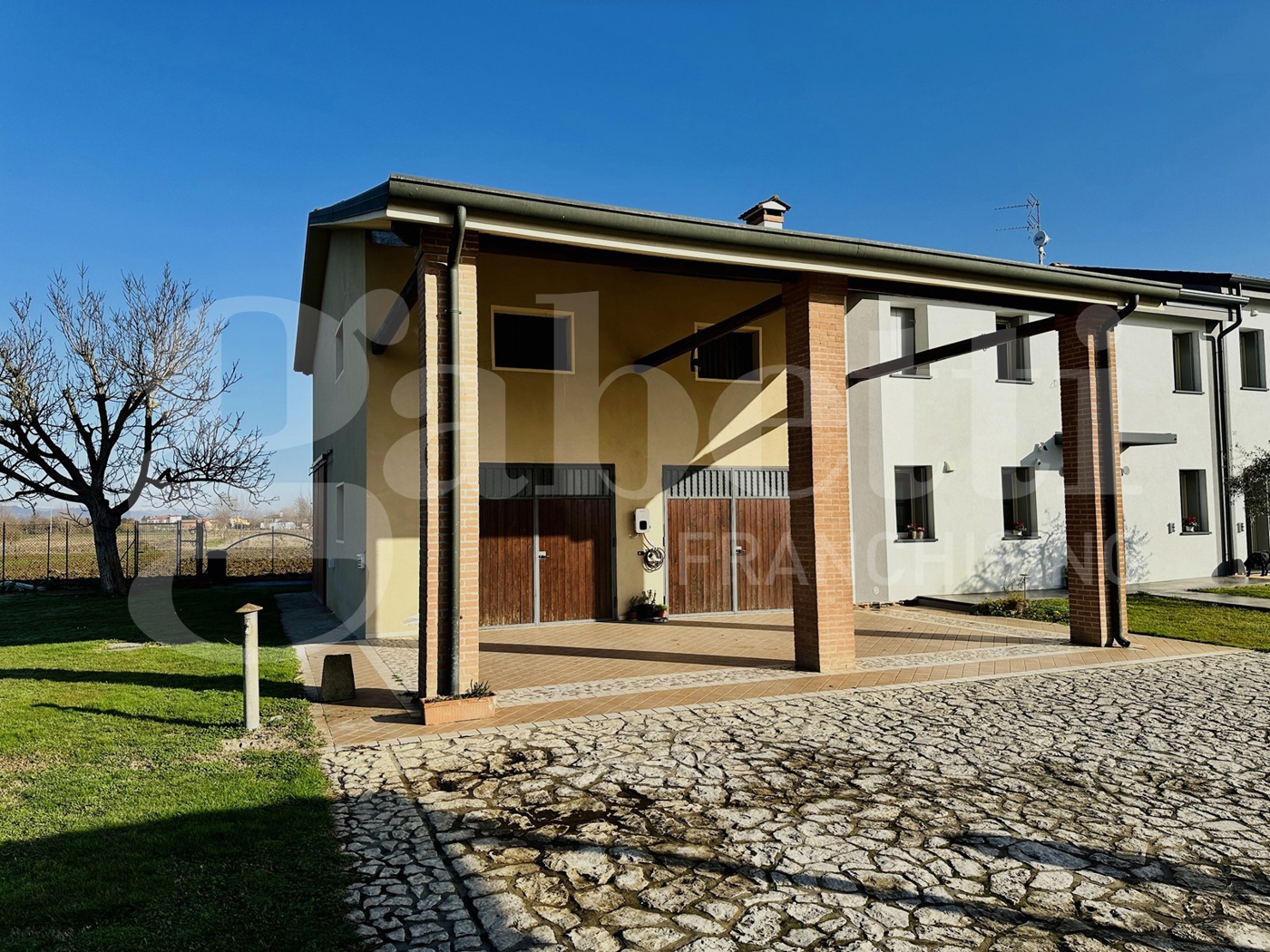 Villa Bifamiliare con giardino a Noventa Vicentina
