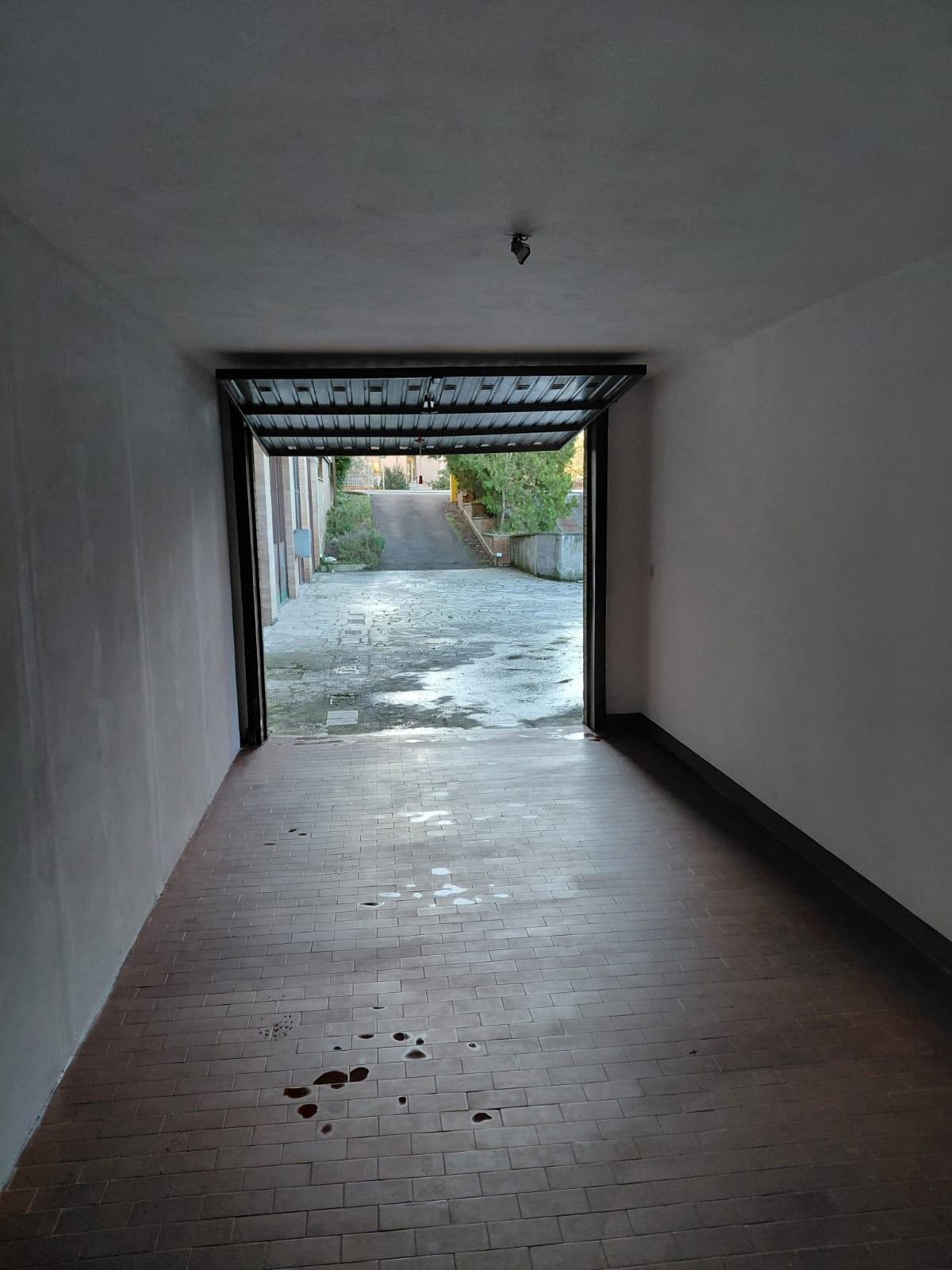 Box/Garage 22mq in vendita, Monteriggioni belverde
