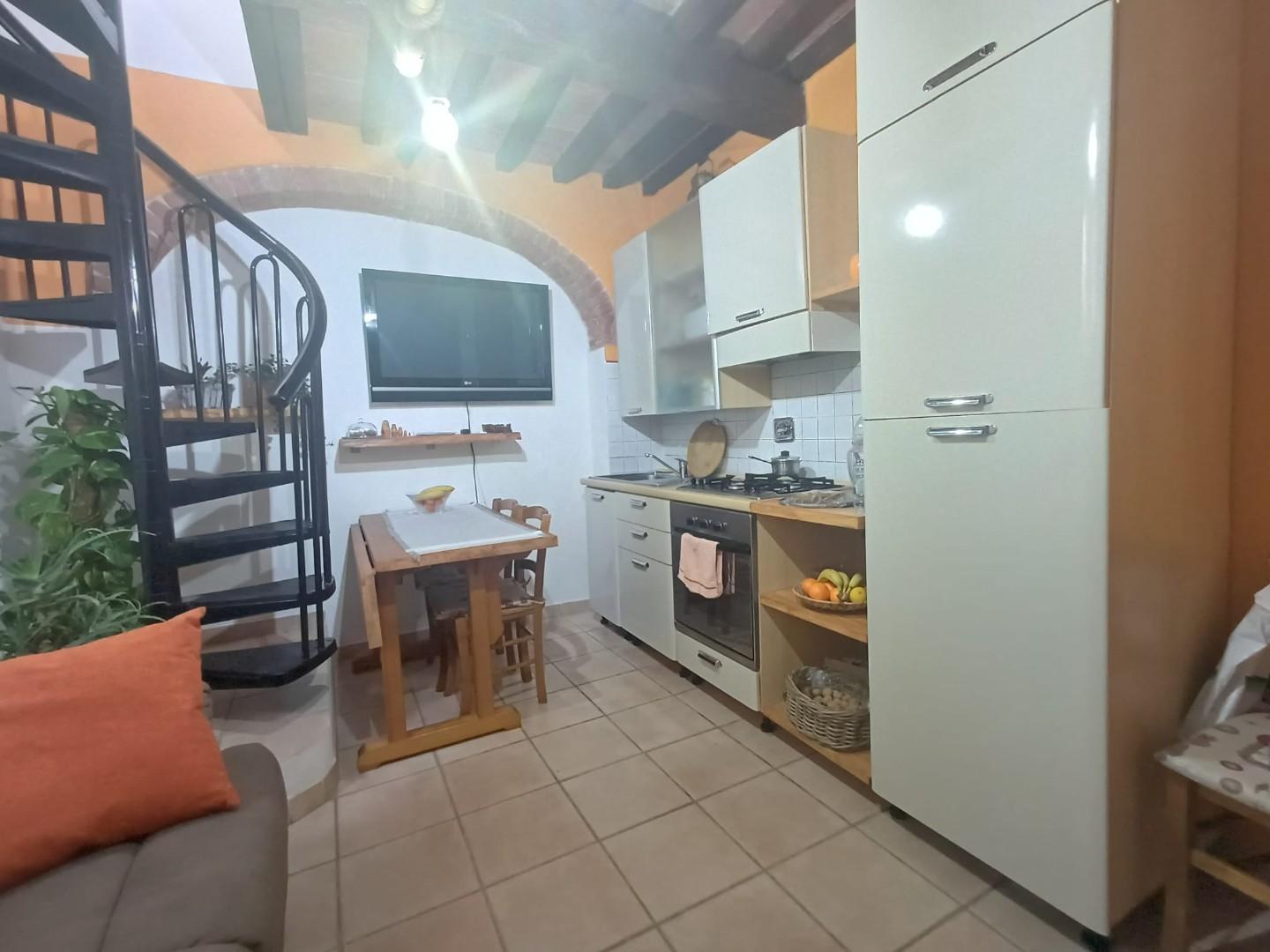 Bilocale in vendita, Colle di Val d'Elsa campiglia