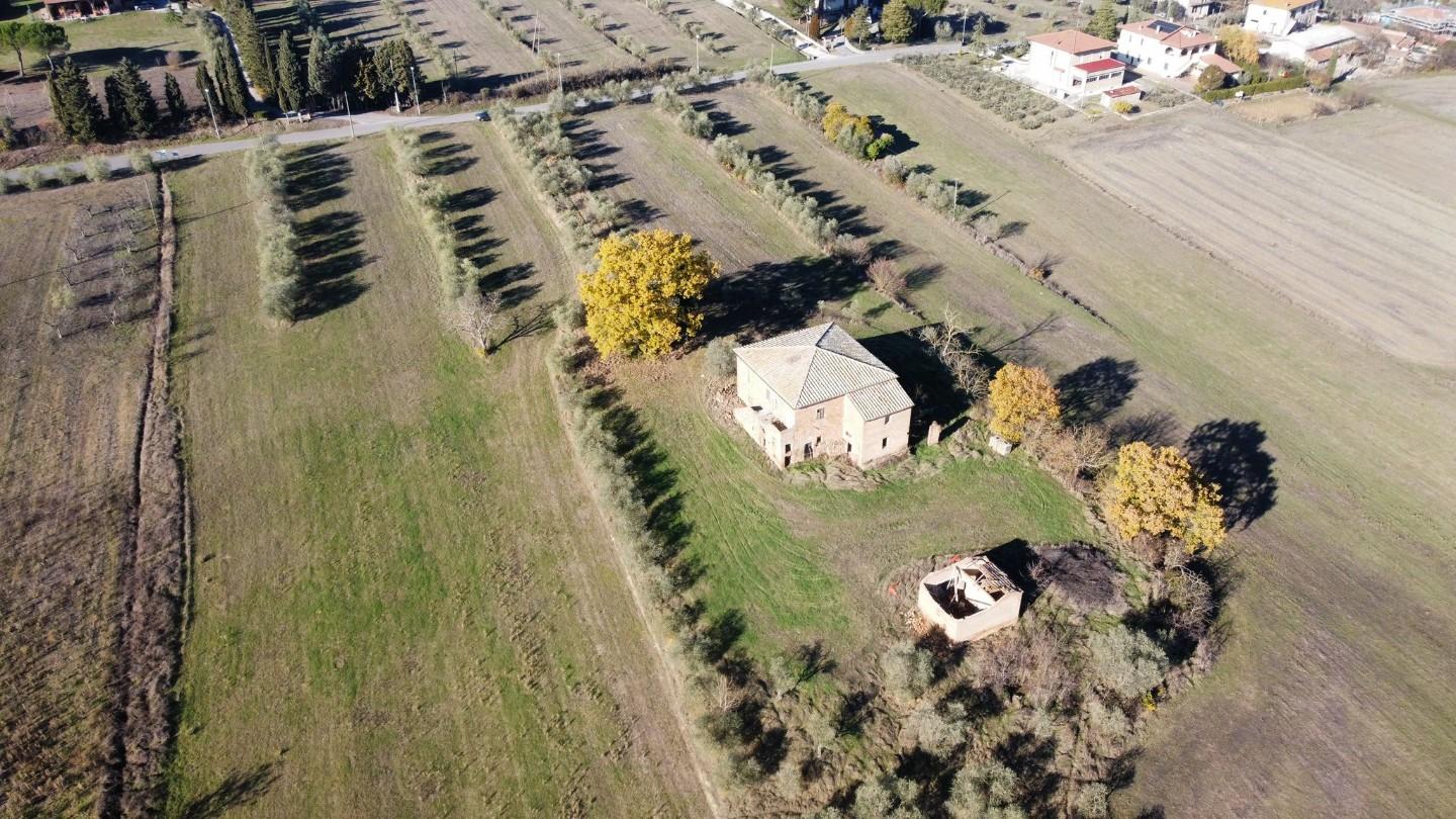 Rustico in vendita a Torrita di Siena